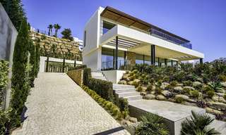  Instapklare moderne villa te koop, eerstelijn golf, te Benahavis - Marbella 15068 