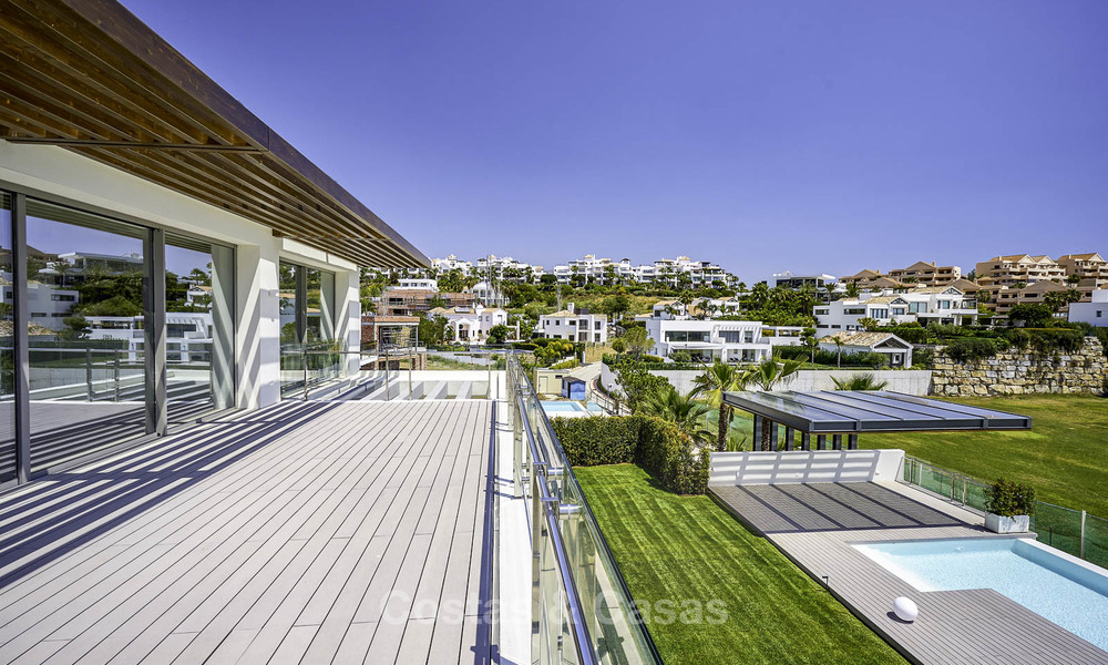  Instapklare moderne villa te koop, eerstelijn golf, te Benahavis - Marbella 15079