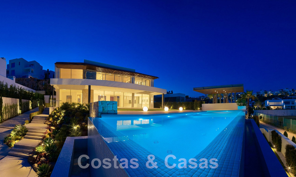  Instapklare moderne villa te koop, eerstelijns golf, te Benahavis - Marbella 58532