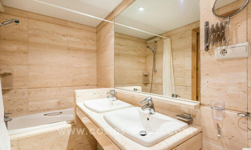 Gran Marbella Appartement te koop, eerstelijns strand, Marbella centrum 777216