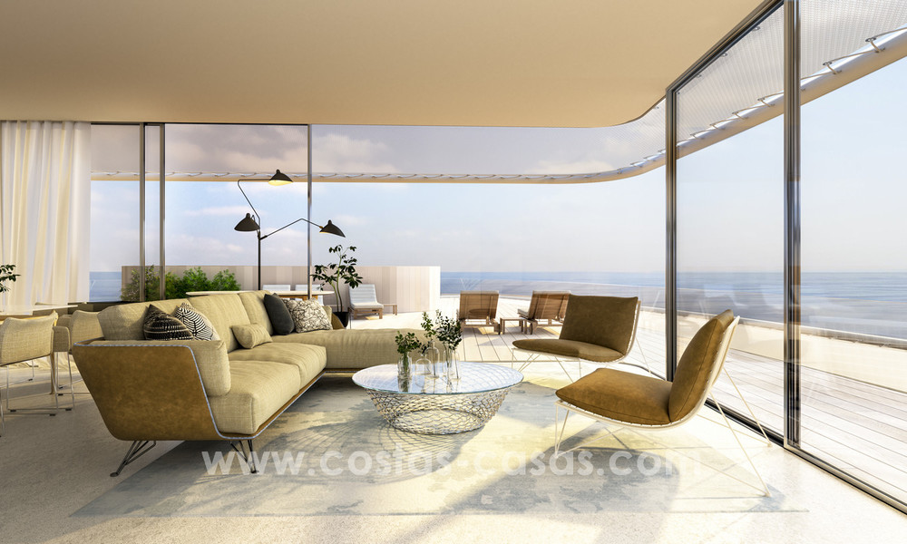 Instapklare spectaculair moderne luxe eerstelijns strand appartementen te koop in Estepona, Costa del Sol 3827