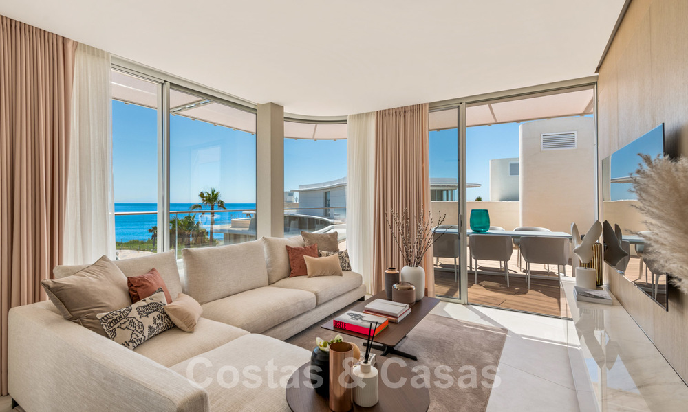 Instapklare spectaculair moderne luxe eerstelijns strand appartementen te koop in Estepona, Costa del Sol 27814
