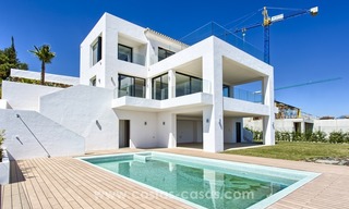 Moderne nieuwbouw villa te koop met zeezicht in Benahavis – Marbella 254 