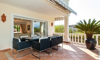 Ruime villa te koop in Nueva Andalucia, Marbella, op loopafstand van voorzieningen en Puerto Banus 516 
