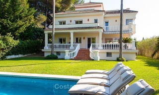 Ruime villa te koop in Nueva Andalucia, Marbella, op loopafstand van voorzieningen en Puerto Banus 519 