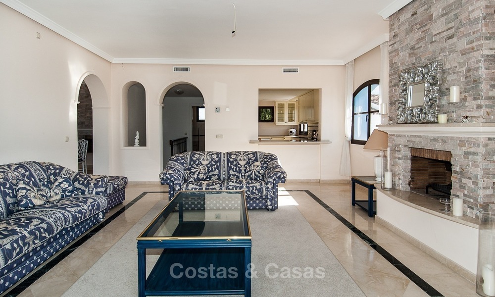 Vrijstaand Huis te koop, op het zuiden gelegen, panoramisch uitzicht op zee en golf in golfresort in Marbella - Benahavis 975