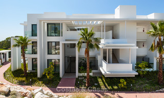 Instapklaar! Moderne, golf appartementen te koop in Benahavis - Marbella 24191 