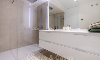 Moderne Luxe Appartementen te koop, direct aan de strandboulevard gelegen, in Estepona centrum. Opgeleverd! 40601 