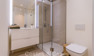Moderne Luxe Appartementen te koop, direct aan de strandboulevard gelegen, in Estepona centrum. Opgeleverd! 40607 