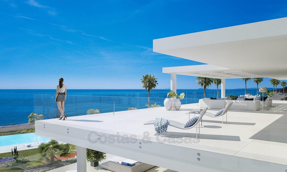 Exclusieve, Nieuwe, Moderne Beachfront Appartementen te koop, New Golden Mile, Marbella - Estepona. Instapklaar. 12299