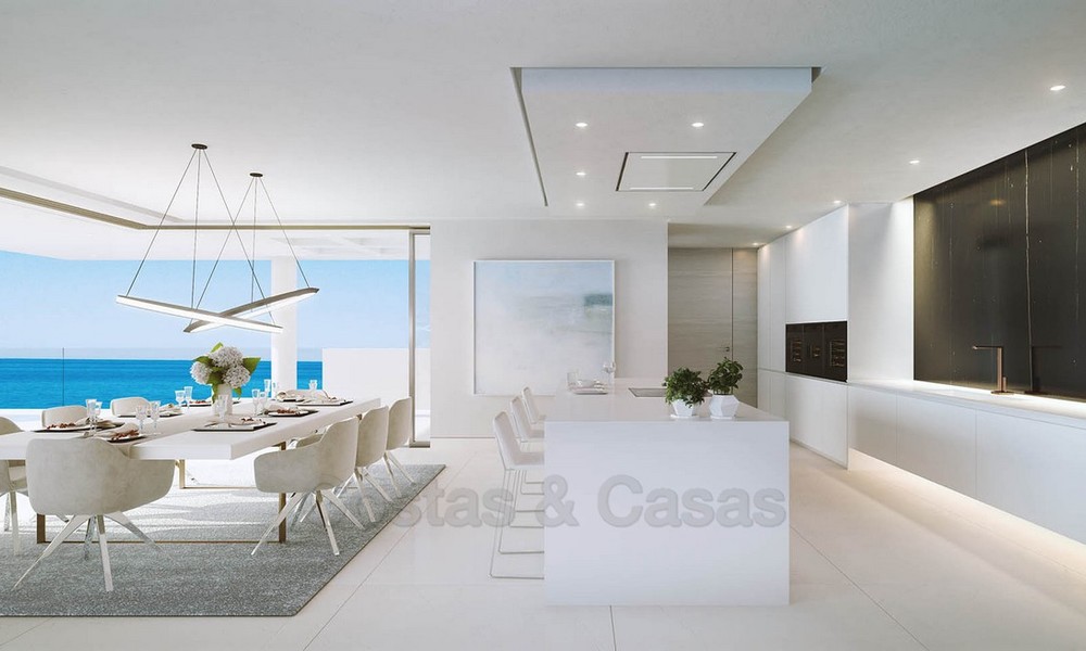 Exclusieve, Nieuwe, Moderne Beachfront Appartementen te koop, New Golden Mile, Marbella - Estepona. Instapklaar. 12307