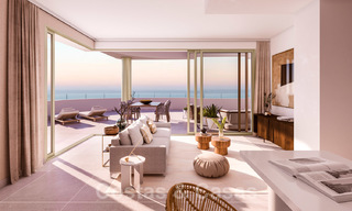 Nieuwbouw moderne appartementen te koop, direct aan het Strand, in Mijas Costa. Voltooid. Laatste en beste unit! Penthouse met enorm terras en privé plonsbad. 28132 