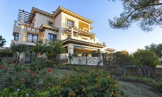 Geprijsd om te verkopen! Luxe Appartement op de Begane Grond met Privézwembad in Aloha, Nueva Andalucia, Marbella 1373 