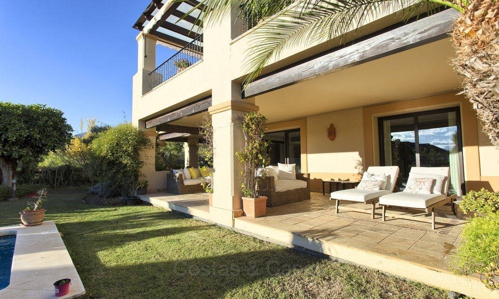 Geprijsd om te verkopen! Luxe Appartement op de Begane Grond met Privézwembad in Aloha, Nueva Andalucia, Marbella 1385