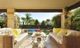 Geprijsd om te verkopen! Luxe Appartement op de Begane Grond met Privézwembad in Aloha, Nueva Andalucia, Marbella 1386 
