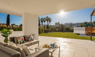 Nieuwe, Ultra-moderne Villa te koop met uitzicht op de Golfbaan in Nueva Andalucía, Marbella 1423 