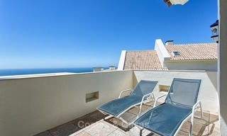 Modern Penthouse appartement met Panoramisch Zeezicht te koop in Los Monteros, Marbella 1612 