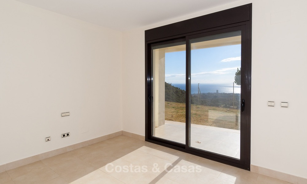 Koopje! Modern Luxe appartement te koop in Marbella met prachtig Zeezicht en tuin 1841