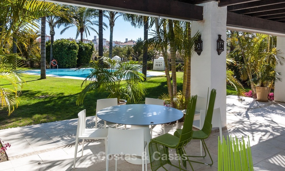 Luxe Gated Community met exclusieve, moderne boetiekstijl appartementen met privézwembad te koop in Marbella - Estepona 2689
