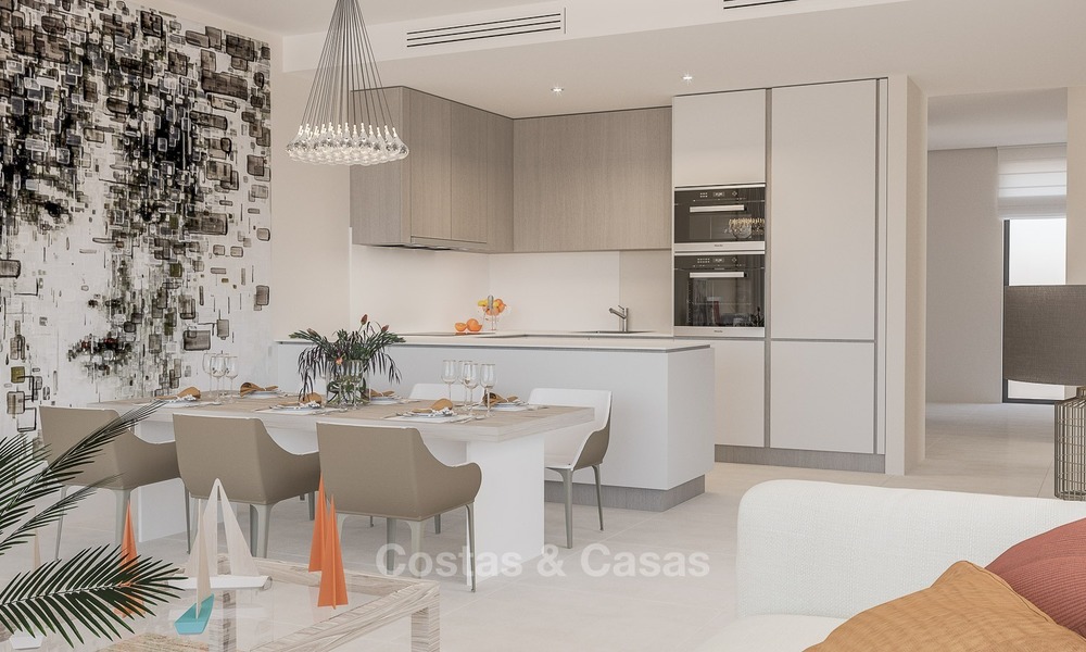 Eigentijdse, moderne appartementen te koop, gelegen nabij het strand en de golf, Estepona - Marbella 2407
