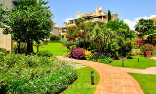 Eerstelijn golf ruim luxe appartement te koop in Nueva Andalucia - Marbella 2879 