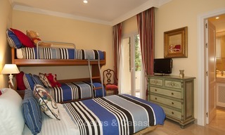 Eerstelijn golf ruim luxe appartement te koop in Nueva Andalucia - Marbella 2587 