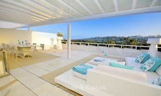 Eerstelijn golf modern, ruim, luxe penthouse te koop in Nueva Andalucia - Marbella 2546 