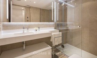 Eerstelijn golf modern, ruim, luxe penthouse te koop in Nueva Andalucia - Marbella 2561 