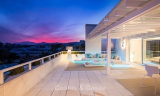 Eerstelijn golf modern, ruim, luxe penthouse te koop in Nueva Andalucia - Marbella 2568 
