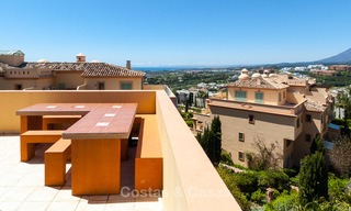 Luxe Penthouse appartement te koop in een vijfsterren golfresort op de New Golden Mile in Benahavis - Marbella 3092 