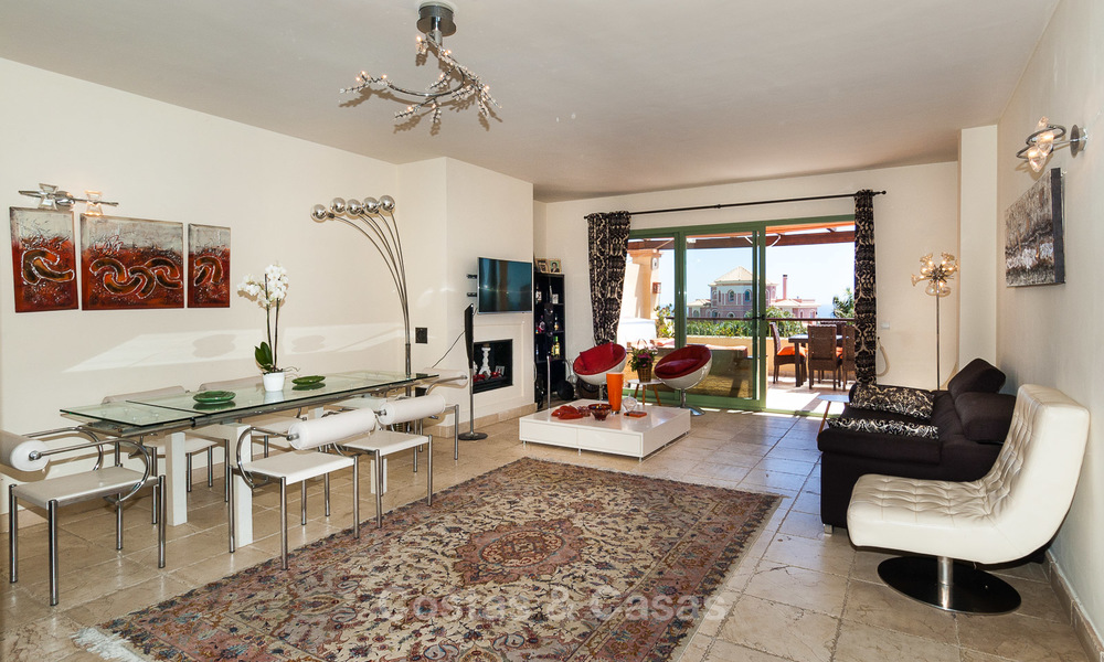 Luxe Penthouse appartement te koop in een vijfsterren golfresort op de New Golden Mile in Benahavis - Marbella 3059