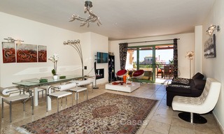 Luxe Penthouse appartement te koop in een vijfsterren golfresort op de New Golden Mile in Benahavis - Marbella 3059 
