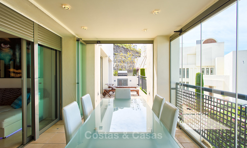 Luxe, modern, ruim appartement te koop in een 5 sterren golf resort op de New Golden Mile in Benahavis - Marbella 3664
