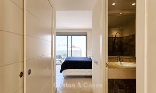 Luxe, modern, ruim appartement te koop in een 5 sterren golf resort op de New Golden Mile in Benahavis - Marbella 3670 
