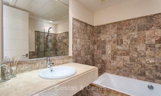 Luxe, modern, ruim appartement te koop in een 5 sterren golf resort op de New Golden Mile in Benahavis - Marbella 3673 