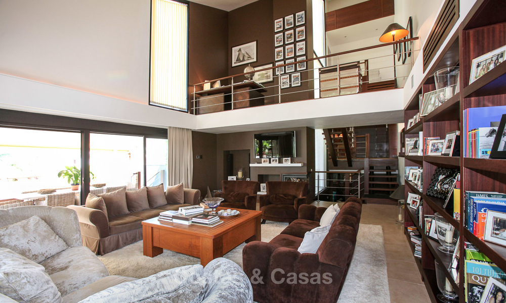 Eigentijdse, moderne luxe villa te koop in Nueva Andalucia, Marbella 3729