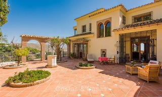Charmante en ruime villa in Andalusische stijl te koop in El Madronal, Benahavis - Marbella 3765 