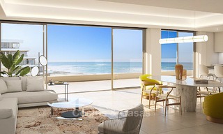 Nieuwe moderne eerstelijns strand appartementen te koop in Torremolinos, Costa del Sol. Opgeleverd. Laatste units. 3716 