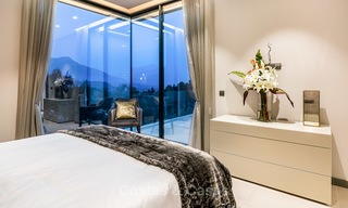 Luxe nieuwbouw villa in moderne, eigentijdse stijl te koop in El Madroñal, Benahavis - Marbella 3858 