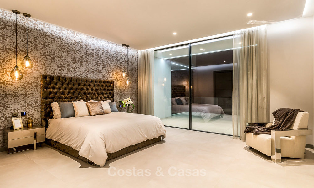 Luxe nieuwbouw villa in moderne, eigentijdse stijl te koop in El Madroñal, Benahavis - Marbella 3859
