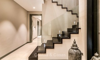 Luxe nieuwbouw villa in moderne, eigentijdse stijl te koop in El Madroñal, Benahavis - Marbella 3880 
