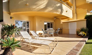 Charmant, ruim, op het Zuiden gericht luxe appartement te koop in een begeerde golf-urbanisatie, Elviria - Marbella 4103 