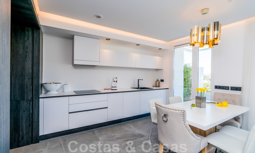 Nieuwe exclusieve appartementen te koop in een luxueus golf resort in Benahavis - Marbella. Instapklaar. Laatste unit - Penthouse! 33219