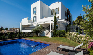 Laatste appartement! Slechts 8 moderne exclusieve appartementen te koop, elk met hun eigen verwarmd zwembad, aan de Golden Mile, Marbella 4249 