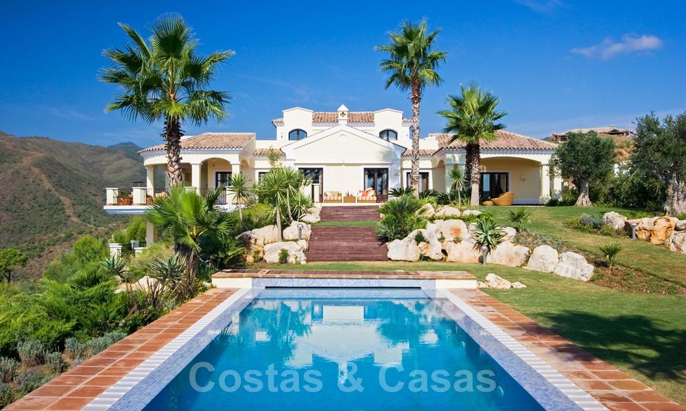 Exclusieve villa te koop, met zeezicht, in een gated resort in Marbella - Benahavis 22351