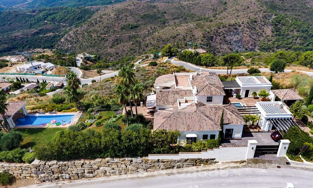 Exclusieve villa te koop, met zeezicht, in een gated resort in Marbella - Benahavis 22387