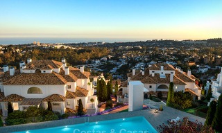 Luxe appartementen te koop in een exclusief complex in Nueva Andalucia - Marbella met panoramisch uitzicht over de golf en zee 4322 