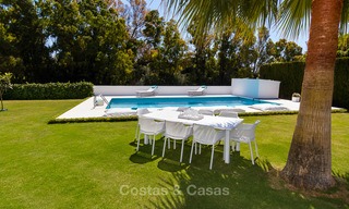 Moderne villa te koop nabij het strand en golf in Marbella - Estepona 4303 