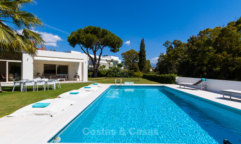 Moderne villa te koop nabij het strand en golf in Marbella - Estepona 4310