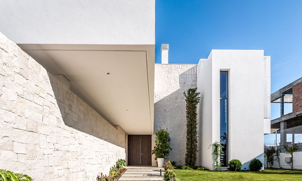 Prachtige modern-eigentijdse villa's te koop in een nieuw boetiekproject tussen Estepona en Marbella 19670